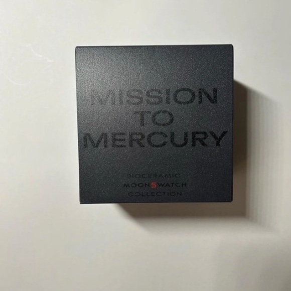 Mission to Mercury Swatch x moonswatch speedmaster - Picture 5 of 6